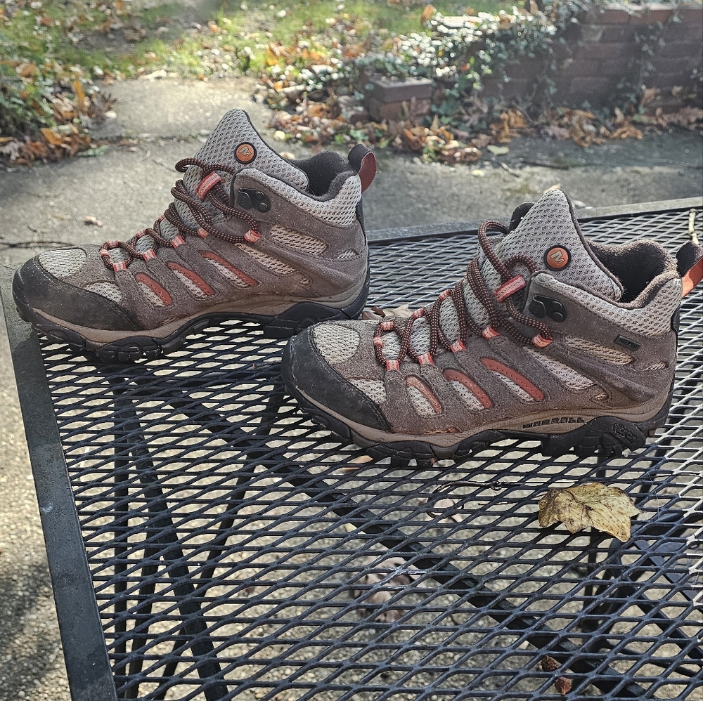 Merrell Moab women's size 6.5